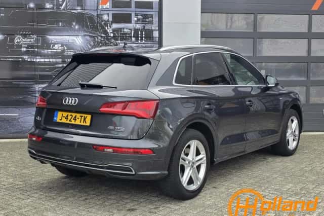 Audi Q5 (2019) thumbnail 2