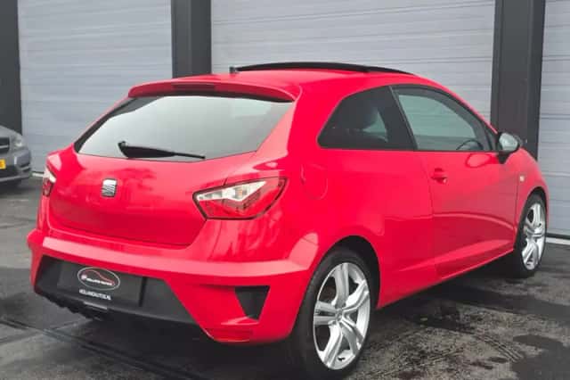 SEAT Ibiza (2013) thumbnail 3