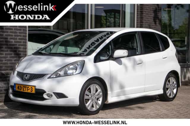 Honda Jazz (2011) thumbnail 1