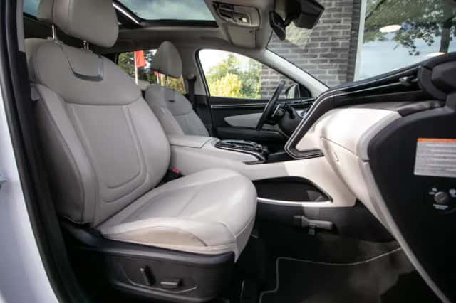 Hyundai Tucson (2023) thumbnail 5