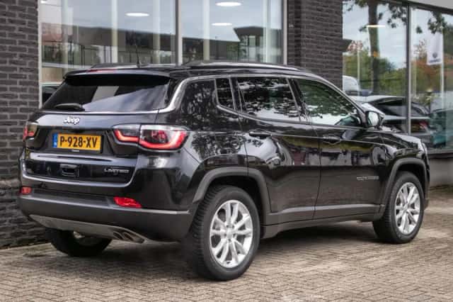 Jeep Compass (2021) thumbnail 2