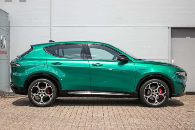 Alfa Romeo Tonale (2025) thumbnail 2