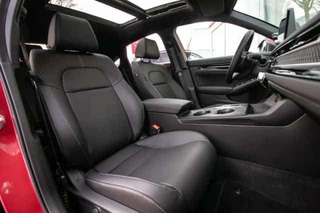 Honda Civic (2026) thumbnail 5