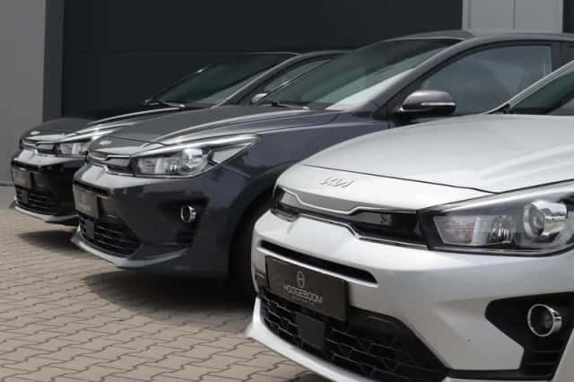 Škoda Octavia (2018) thumbnail 3