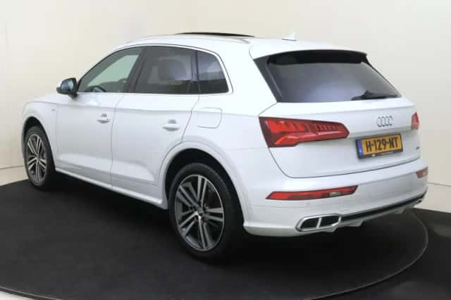 Audi Q5 (2020) thumbnail 3