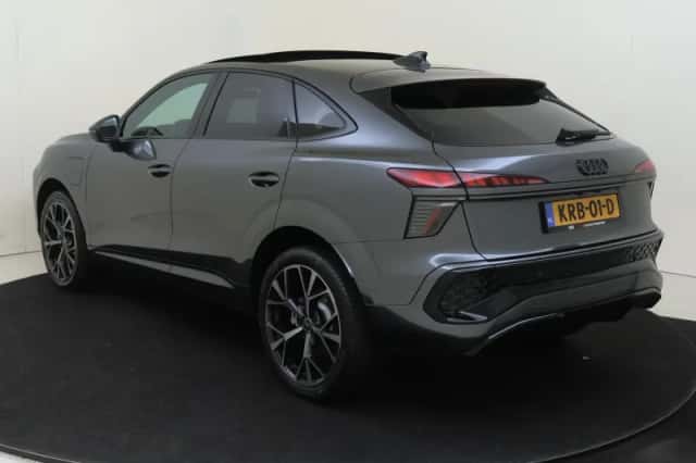 Audi Q3 (2026) thumbnail 3