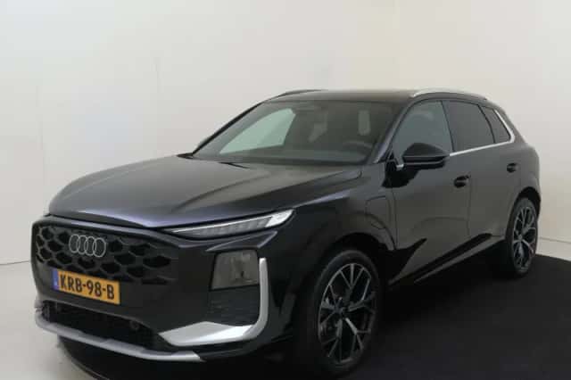 Audi Q3 (2026) thumbnail 1