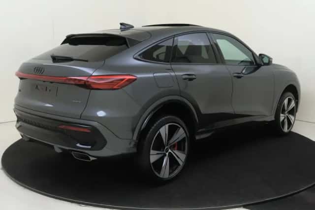 Audi Q5 (2026) thumbnail 2