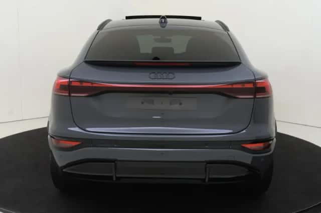 Audi Q6 e-tron (2026) thumbnail 5