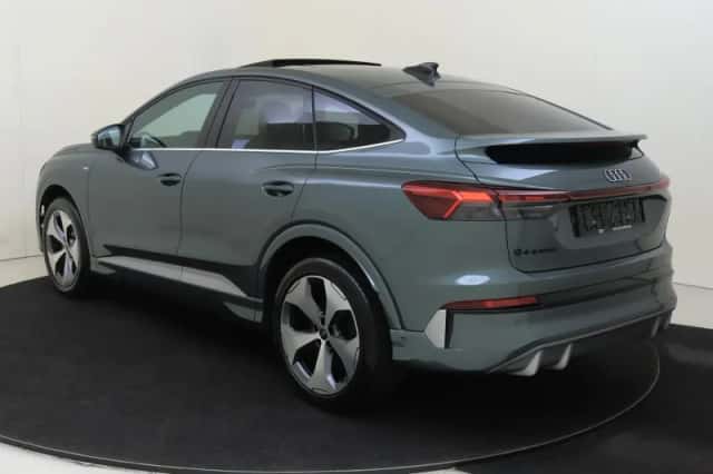 Audi Q4 e-tron (2026) thumbnail 3