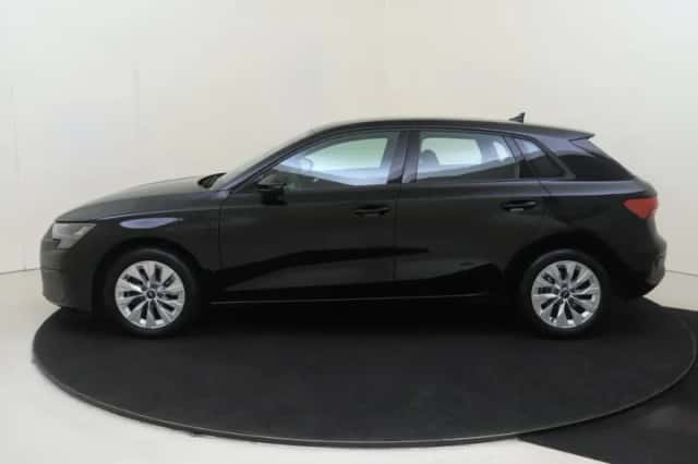 Audi A3 (2022) thumbnail 2