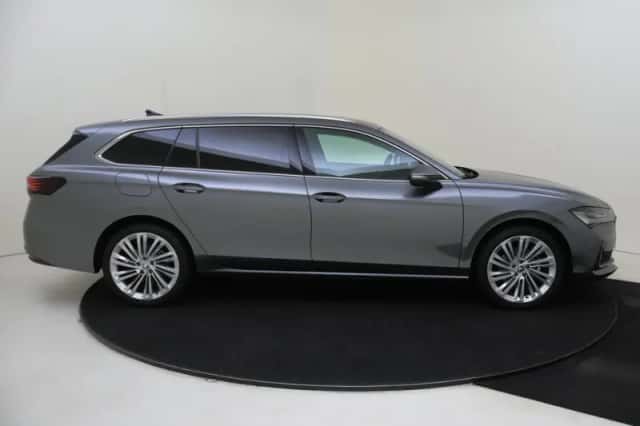 Škoda Superb (2025) thumbnail 6
