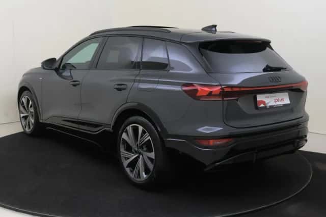 Audi Q6 e-tron (2026) thumbnail 3
