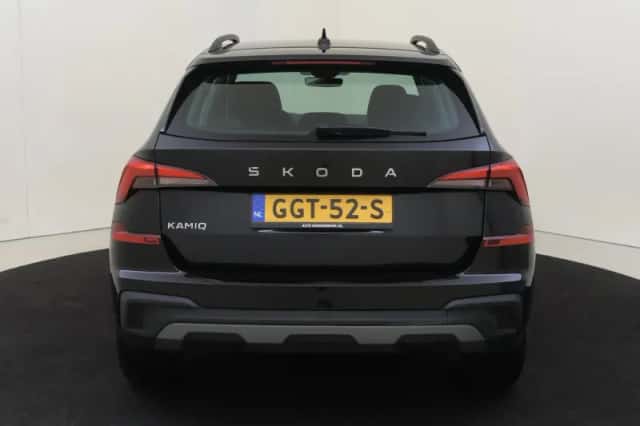 Škoda Kamiq (2024) thumbnail 4