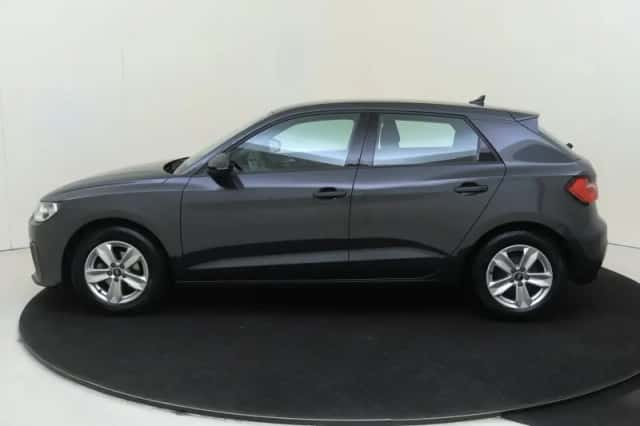 Audi A1 (2021) thumbnail 2