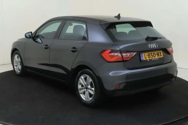 Audi A1 (2021) thumbnail 3