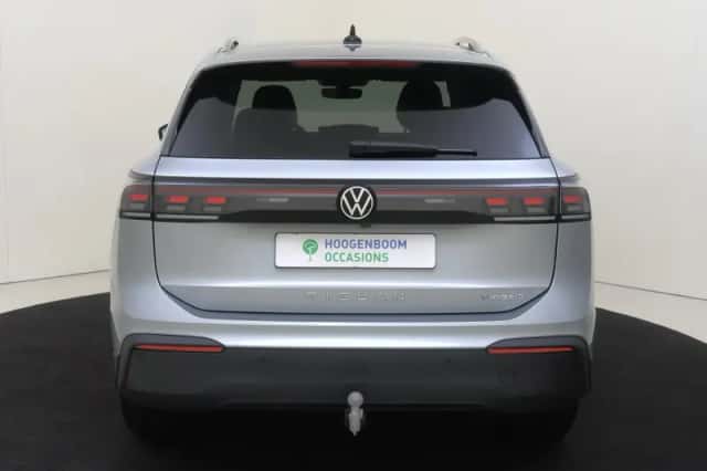 Volkswagen Tiguan (2026) thumbnail 4