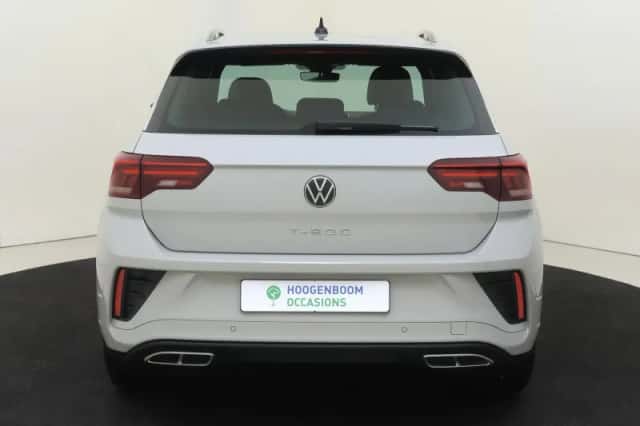 Volkswagen T-Roc (2024) thumbnail 4