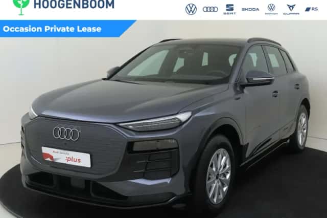 Audi Q6 e-tron (2025) thumbnail 1