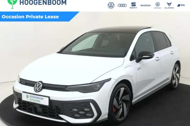 Volkswagen Golf (2025) thumbnail 1
