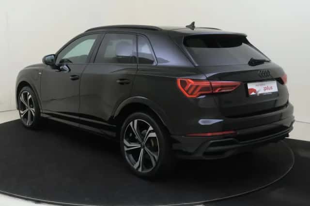 Audi Q3 (2024) thumbnail 3