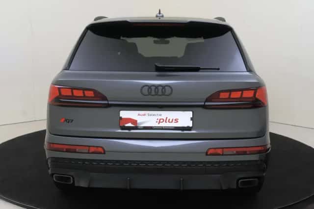 Audi Q7 (2024) thumbnail 4