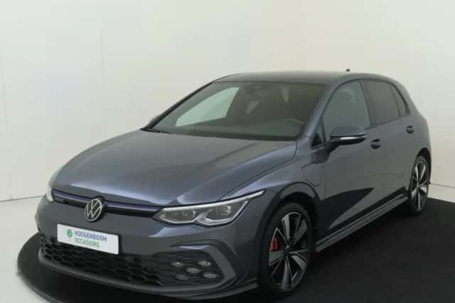 Volkswagen Golf (2022) thumbnail 1