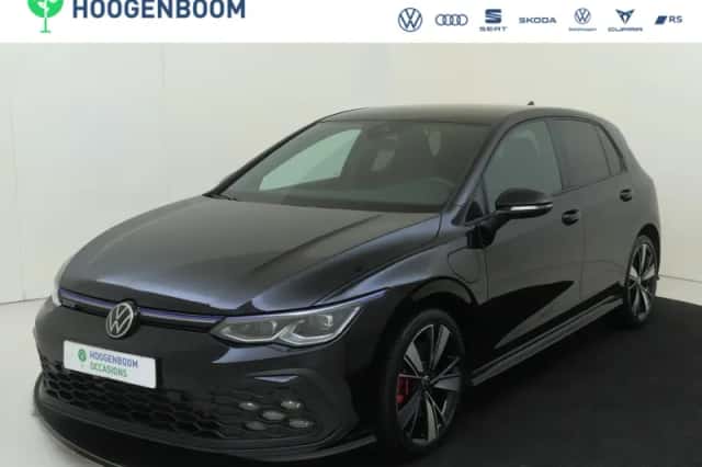 Volkswagen Golf (2022) thumbnail 1