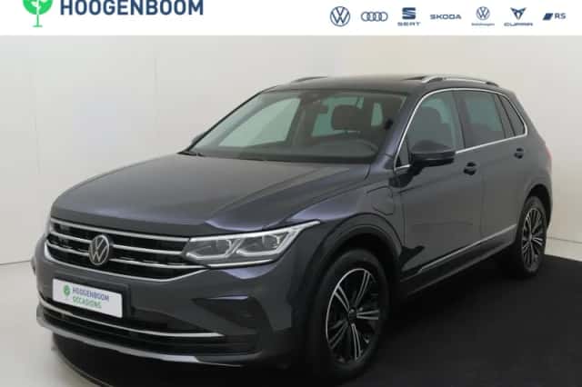 Volkswagen Tiguan (2023) thumbnail 1