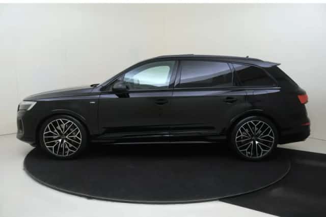 Audi Q7 (2026) thumbnail 2