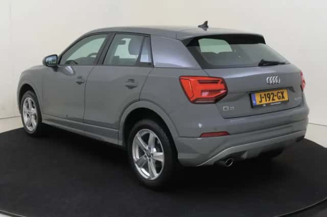 Audi Q2 (2020) thumbnail 3