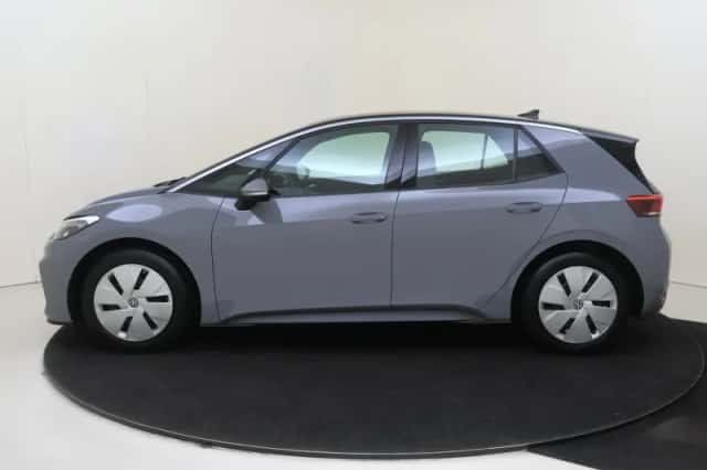 Volkswagen ID.3 (2024) thumbnail 2