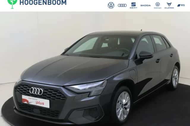 Audi A3 (2021) thumbnail 1