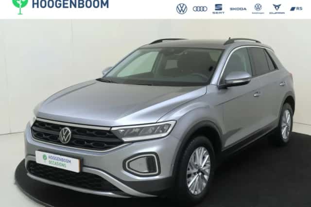 Volkswagen T-Roc (2022) thumbnail 1