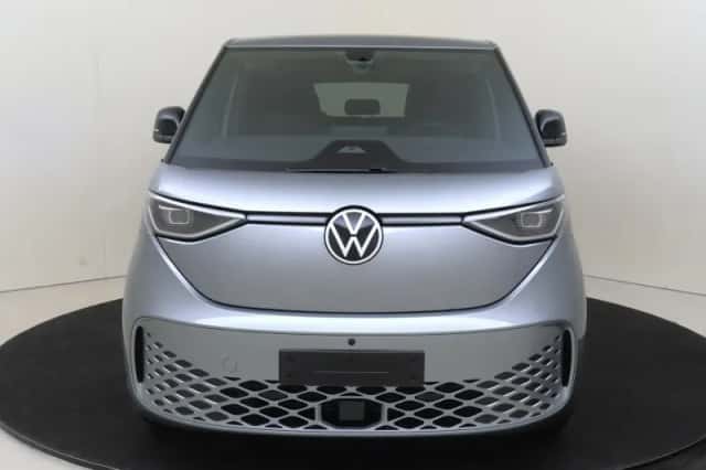 Volkswagen ID. Buzz (2026) thumbnail 2