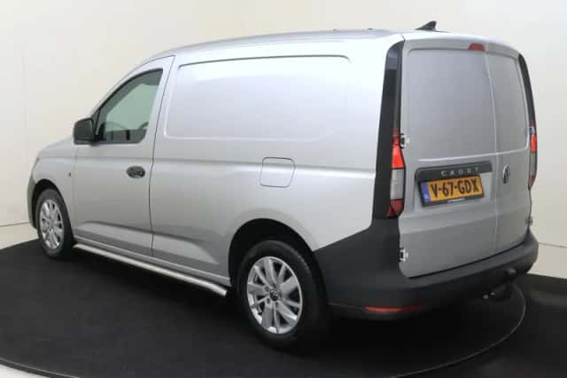 Volkswagen Caddy (2024) thumbnail 3