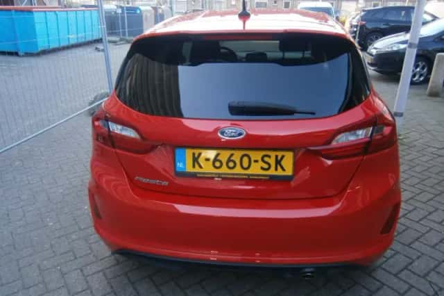 Ford Fiesta (2021) thumbnail 4