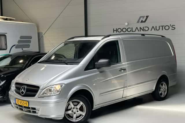 Mercedes-Benz Vito (2011) thumbnail 3