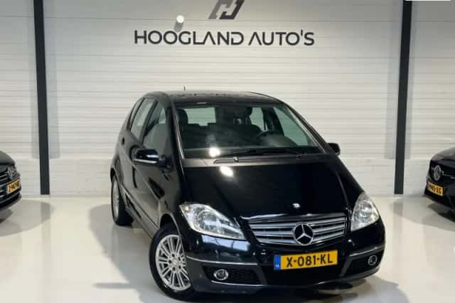 Mercedes-Benz A-Klasse (2010) thumbnail 1