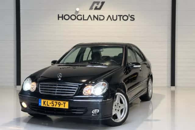 Mercedes-Benz C-Klasse (2004) thumbnail 2