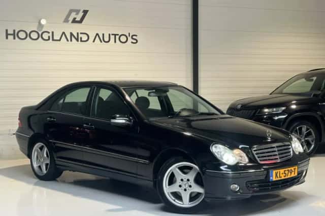 Mercedes-Benz C-Klasse (2004) thumbnail 3