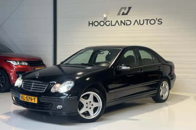 Mercedes-Benz C-Klasse (2004) thumbnail 4