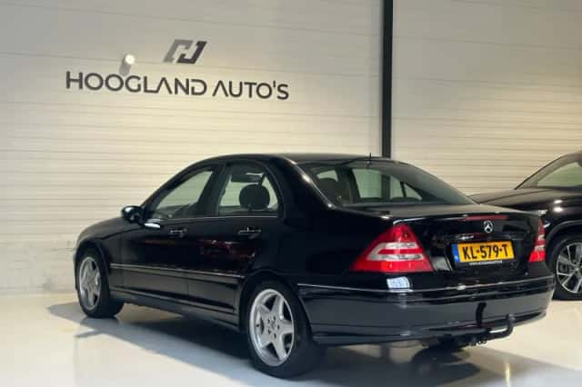 Mercedes-Benz C-Klasse (2004) thumbnail 5