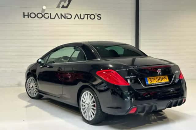 Peugeot 308 (2009) thumbnail 4