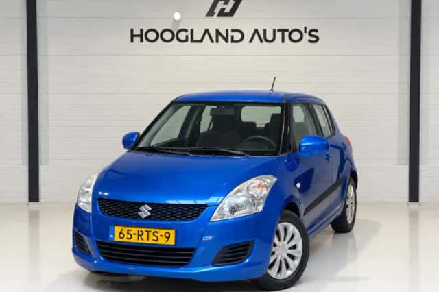 Suzuki Swift (2011) thumbnail 4