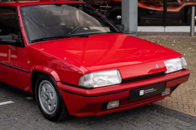 Citroën BX GTI (1988) thumbnail 5
