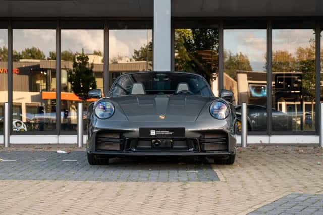 Porsche 911 (2026) thumbnail 5