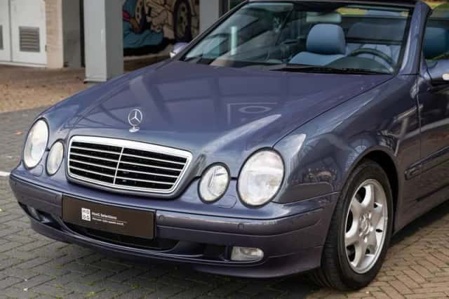 Mercedes-Benz CLK-Klasse (2000) thumbnail 4