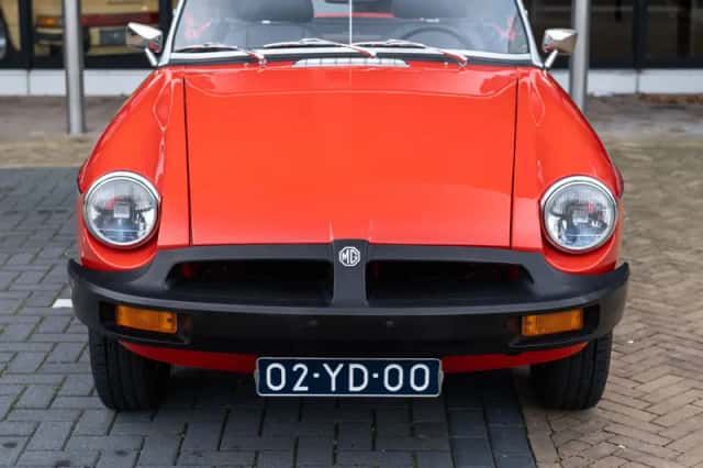 MG B-Type (1975) thumbnail 6