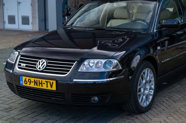 Volkswagen Passat (2003) thumbnail 5